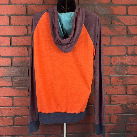 American Eagle Woman's Small/Petite Pullover Hoodie – Casual‎ Cozy - Picture 4 of 6